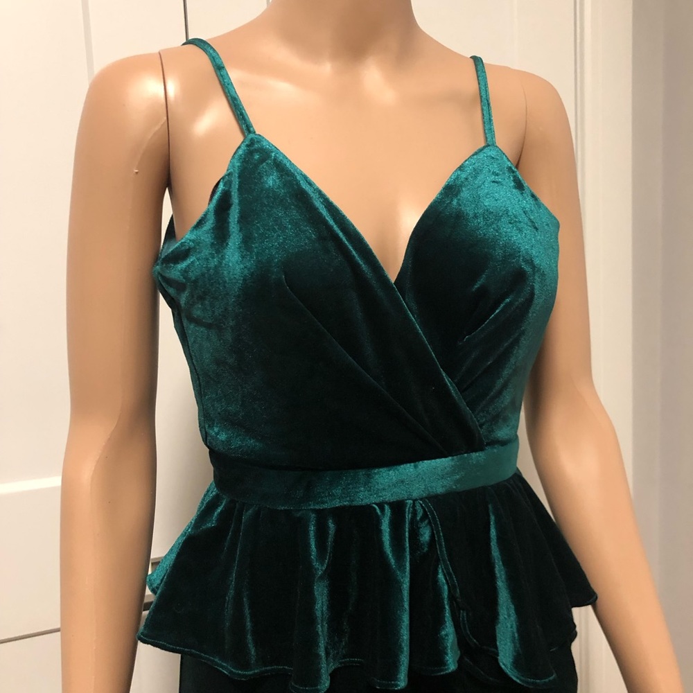 Yumi Kim Dominique Green Velvet Peplum Strappy Dress XSP - Picture 7 of 8